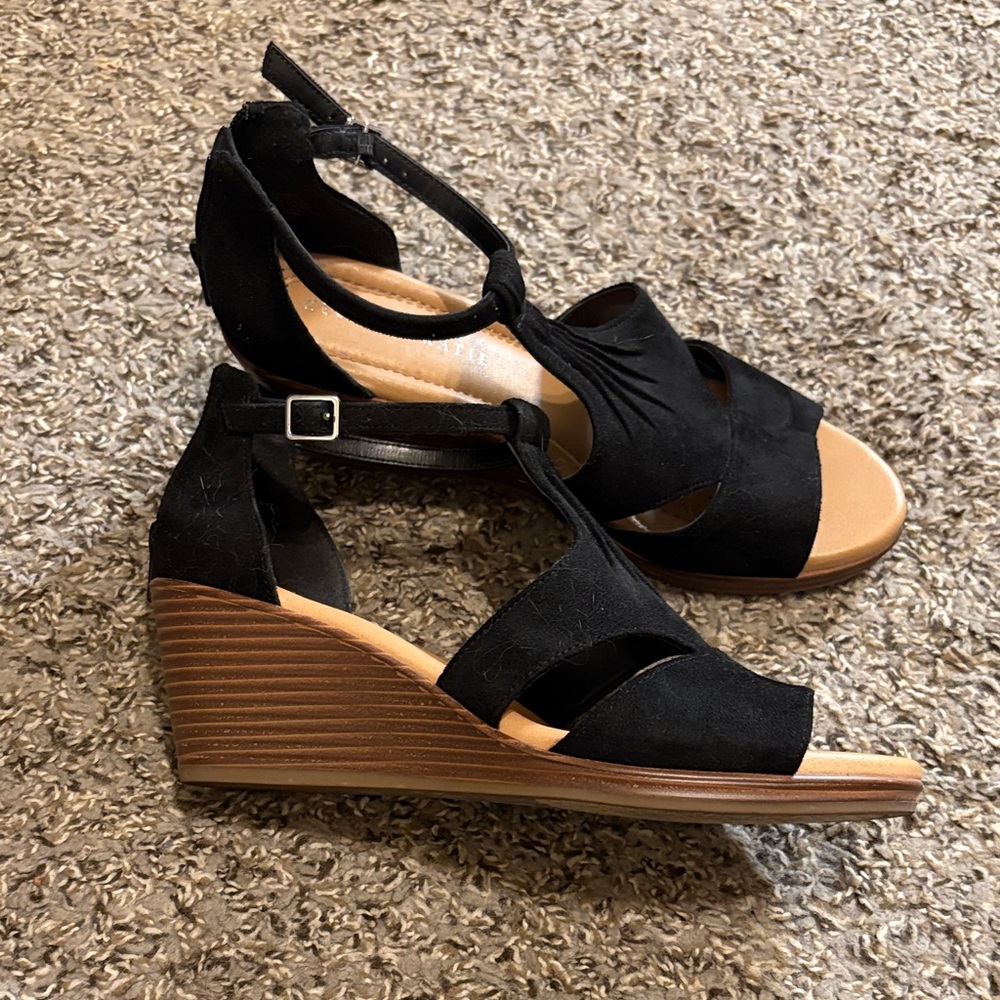 Black Wedge Sandals
